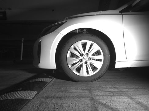 Used 2025 Nissan Sentra S image 12