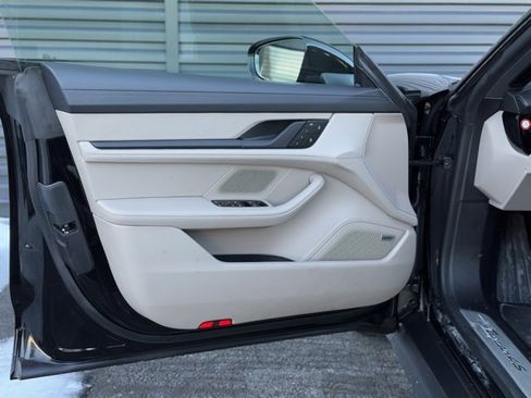 Used 2024 Porsche Taycan 4S image 13
