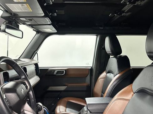 Used 2023 Ford Bronco Outer Banks image 12