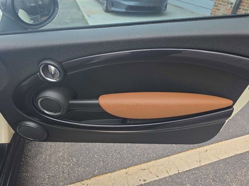 Used 2010 MINI Cooper Hardtop image 24