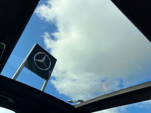 Used 2025 Mercedes-Benz GLC 43 AMG 4MATIC image 64