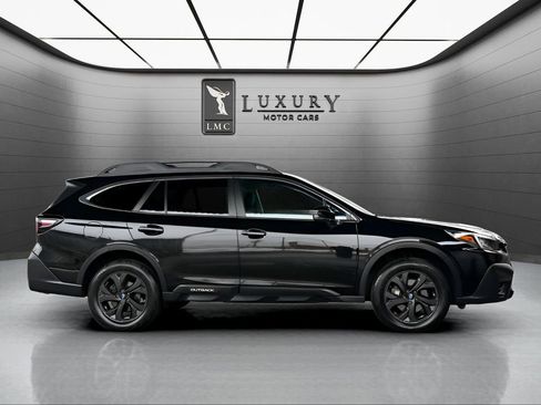 Used 2020 Subaru Outback Onyx Edition XT image 8