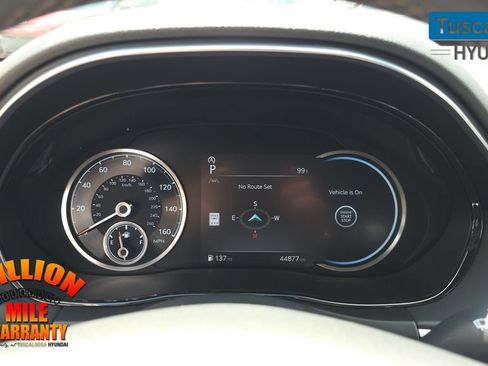Used 2025 Genesis GV70 2.5T AWD/4WD image 15