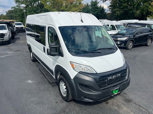 Used 2023 RAM ProMaster 2500 w/ Premium Convenience Group (B) image 9