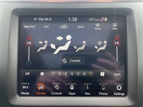 Used 2023 Jeep Cherokee Altitude Lux w/ Lux Elite Package image 17