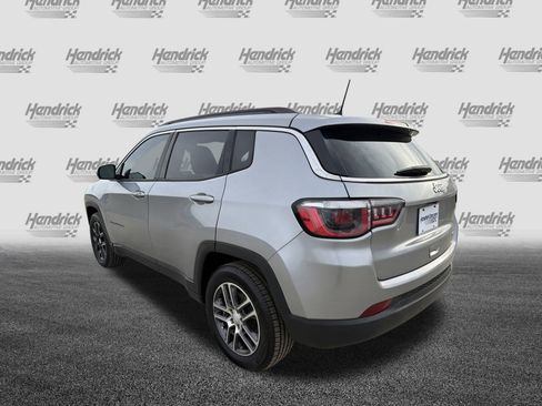 Used 2018 Jeep Compass Latitude w/ Popular Equipment Group image 8