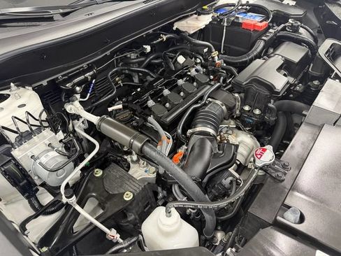 Certified 2026 Honda CR-V EX-L image 10