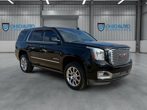 Used 2017 GMC Yukon Denali AWD/4WD image 3