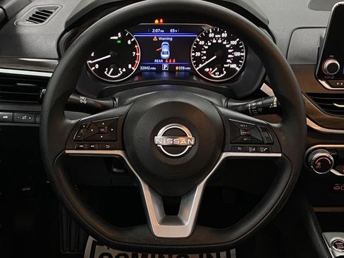 Certified 2025 Nissan Altima 2.5 SV FWD image 42