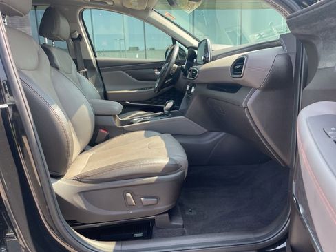 Used 2019 Hyundai Santa Fe Limited w/ Cargo Package image 18