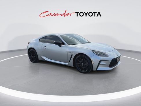 Certified 2023 Toyota GR86 Premium w/ ALL Weather Mat Package (TMS) RWD image 2