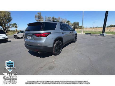 Certified 2023 Chevrolet Traverse RS w/ LPO, Cargo Package AWD/4WD image 13