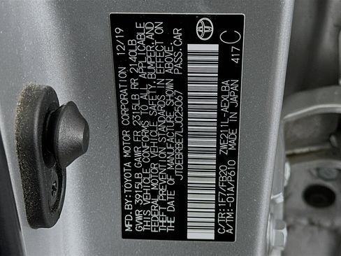 Used 2020 Toyota Corolla LE image 12