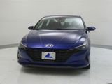 Used 2022 Hyundai Elantra SEL w/ Convenience Package image 2