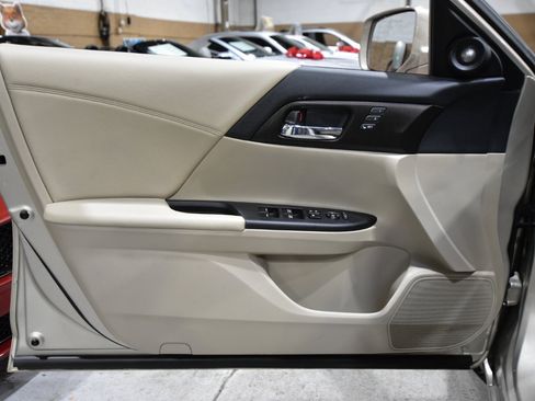 Used 2014 Honda Accord EX-L image 12