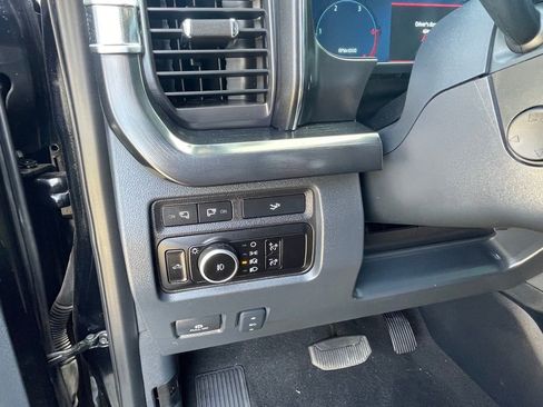 Used 2024 Ford F250 Lariat image 12