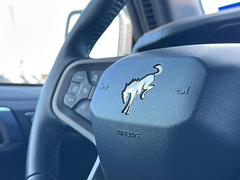 Used 2024 Ford Bronco Badlands image 29