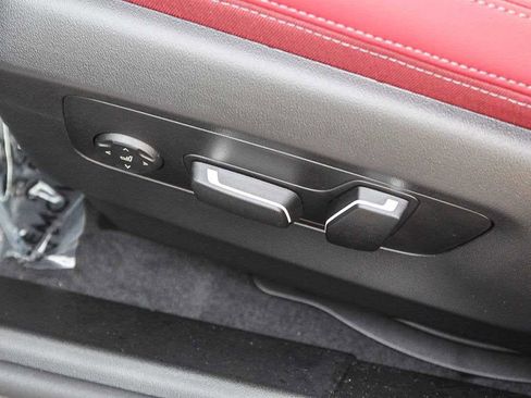 New 2026 BMW 540i xDrive w/ M Sport Package image 21