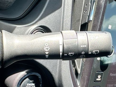 Used 2026 Subaru Forester Premium AWD/4WD image 13
