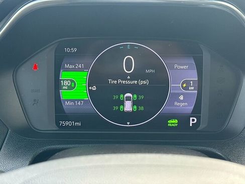 Used 2022 Chevrolet Bolt LT image 30