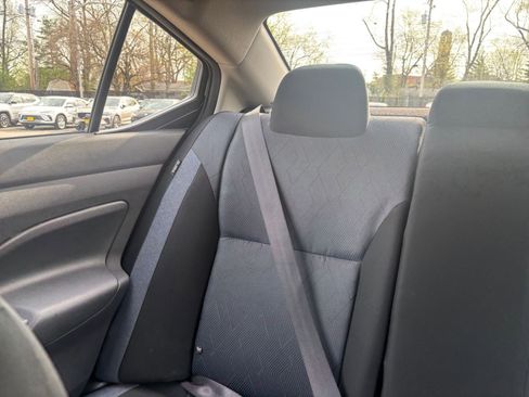 Used 2025 Nissan Versa SV FWD image 37