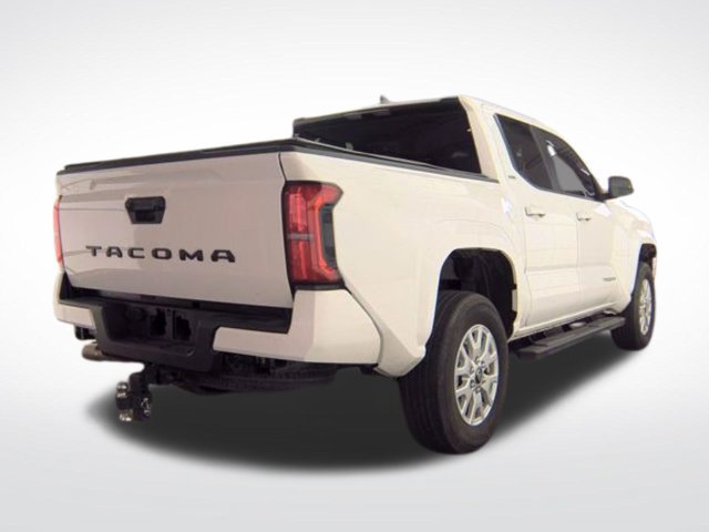 Used 2025 Toyota Tacoma SR5 RWD image 7