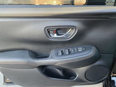 Used 2024 Honda HR-V Sport image 17