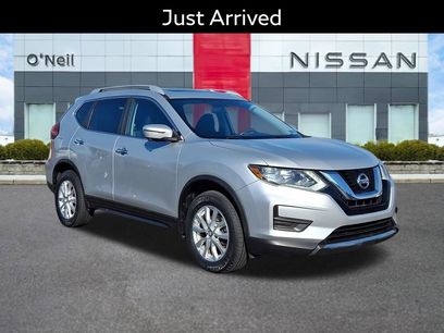 Used 2017 Nissan Rogue SV