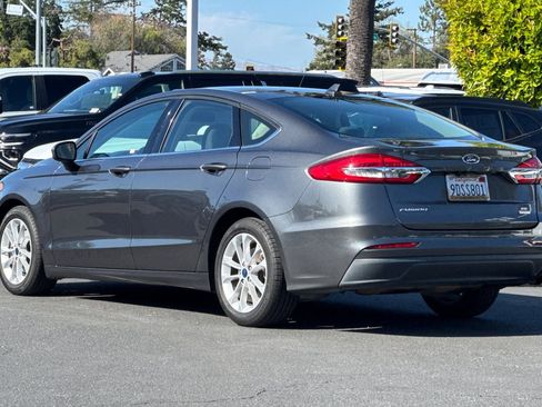 Used 2020 Ford Fusion SE FWD image 7