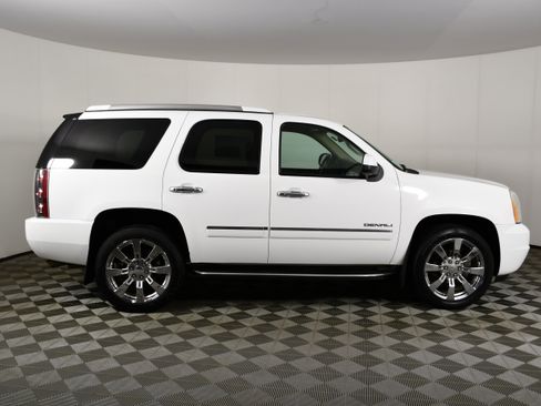 Used 2012 GMC Yukon Denali AWD/4WD image 5