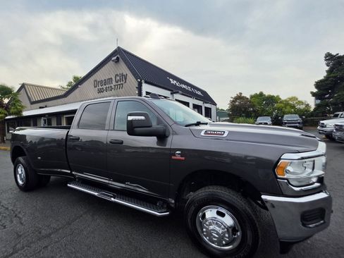 Used 2023 RAM 3500 Tradesman AWD/4WD image 5