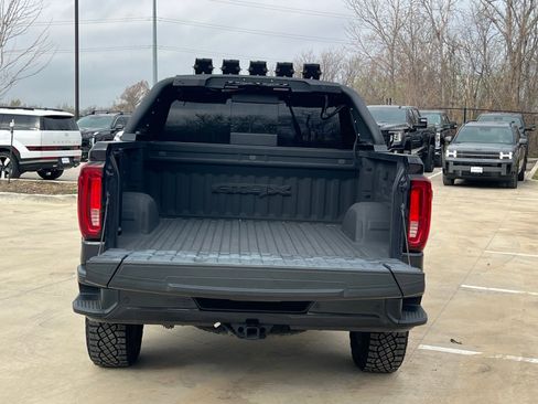 Used 2022 GMC Sierra 1500 AT4X image 15