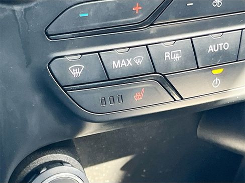 Used 2019 Ford Ranger XLT w/ Equipment Group 302A Luxury image 20