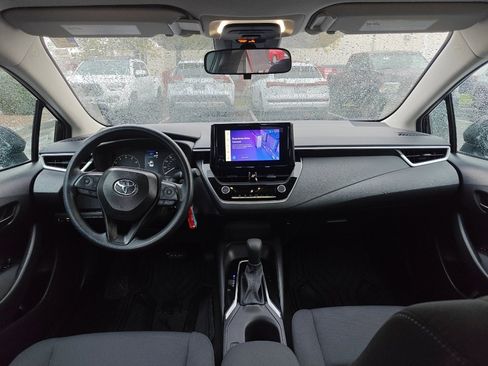 Used 2025 Toyota Corolla LE image 21