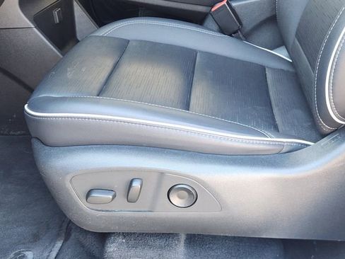 Certified 2025 Buick Enclave Sport Touring FWD image 23