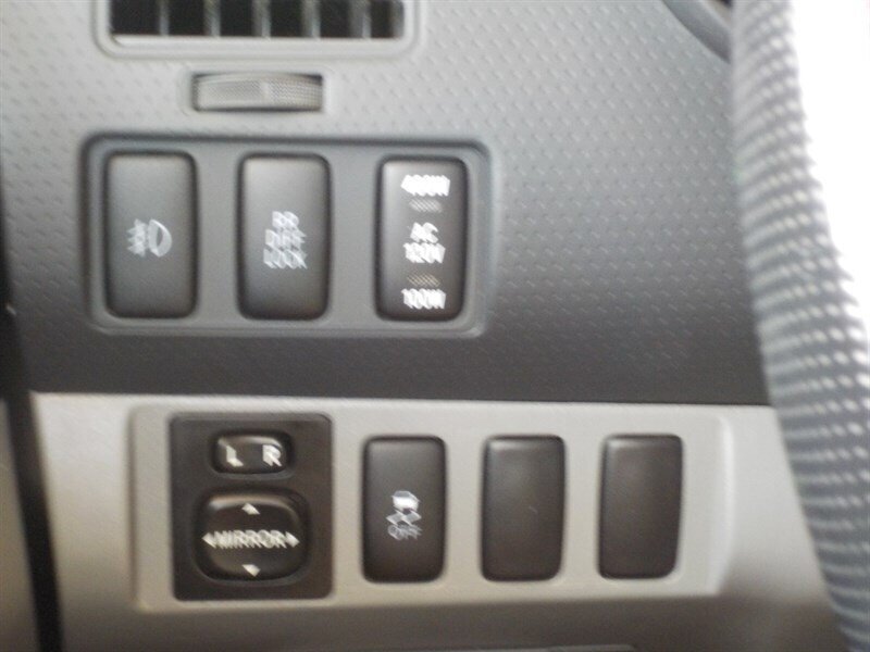 Used 2014 Toyota Tacoma PreRunner w/ TRD Off-Road Package RWD image 21