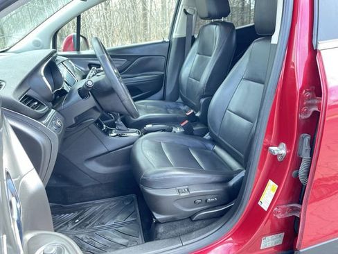 Certified 2018 Buick Encore Essence FWD image 20