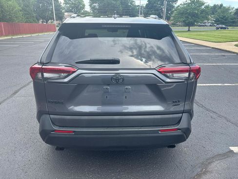 Used 2021 Toyota RAV4 XLE Premium AWD/4WD image 6