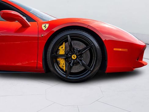 Used 2017 Ferrari 488 Spider RWD image 14