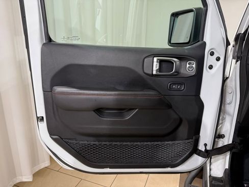 Used 2019 Jeep Wrangler Unlimited Rubicon image 14