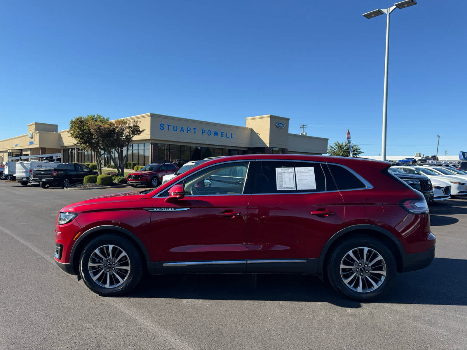 Used 2019 Lincoln Nautilus Select FWD image 24