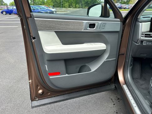 New 2025 Hyundai Santa Fe Calligraphy image 10