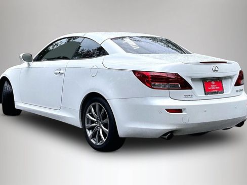 Used 2014 Lexus IS 250C w/ Luxury Package RWD image 4