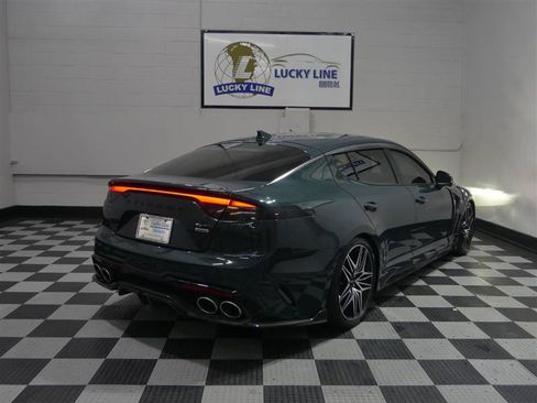 Used 2022 Kia Stinger GT2 AWD/4WD image 10