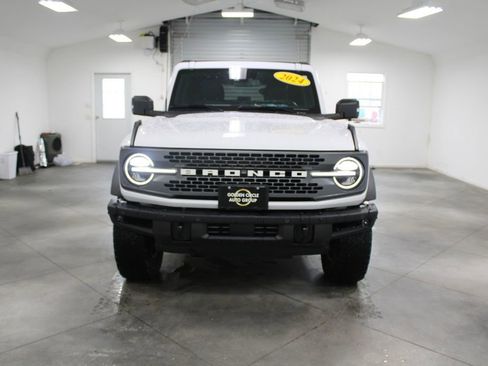 Used 2024 Ford Bronco Badlands image 21