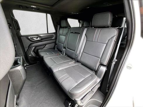 Used 2022 Chevrolet Tahoe RST w/ Luxury Package RWD image 28