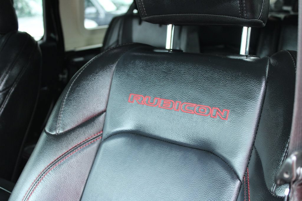 Used 2018 Jeep Wrangler Unlimited Rubicon AWD/4WD image 15