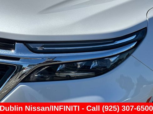 Used 2023 Chevrolet Equinox Premier AWD/4WD image 51