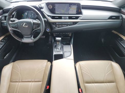 Used 2020 Lexus ES 300h Ultra Luxury w/ Accessory Package 2 FWD image 21