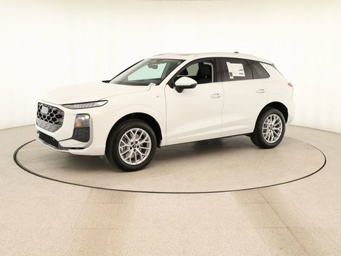 New 2026 Audi Q3 quattro 2.0T AWD/4WD image 13